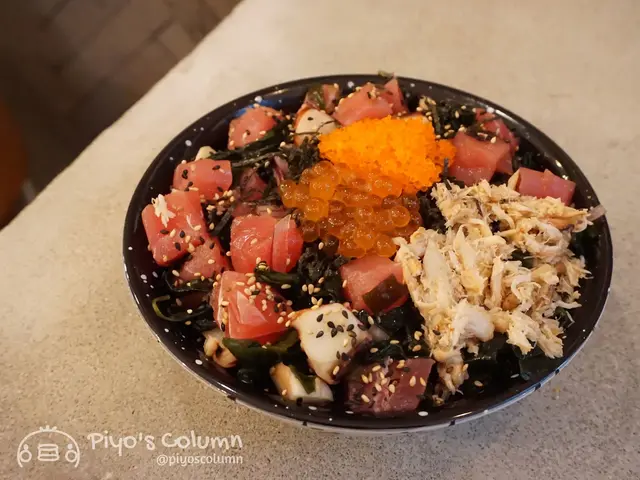 海帶芽份量超足,食極都有,大滿足!八爪魚粒和蟹肉,有肉感和咬口。