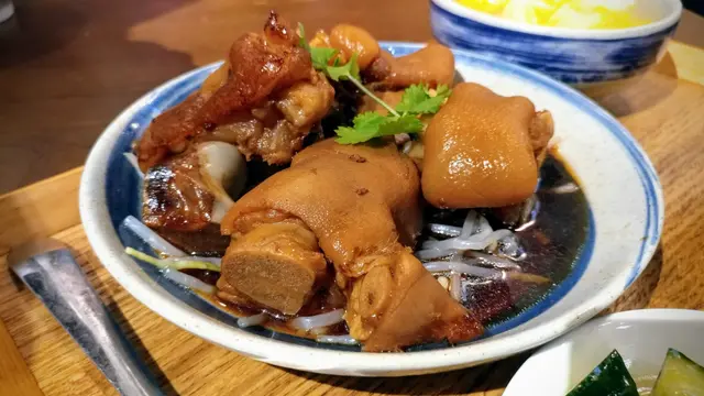 滷水豬手飯定食