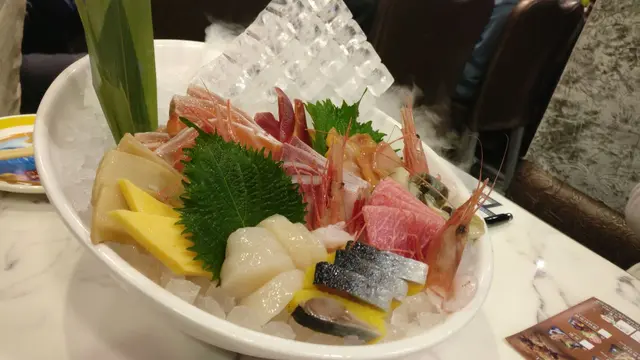 刺身拼盤