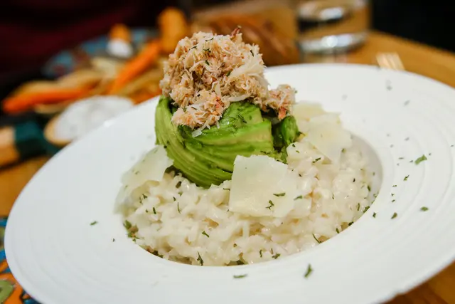 牛油果忌廉蟹肉意大利飯