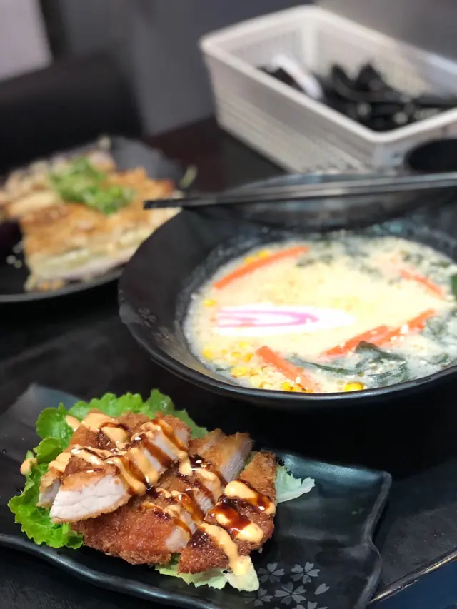 吉列豬扒烏冬