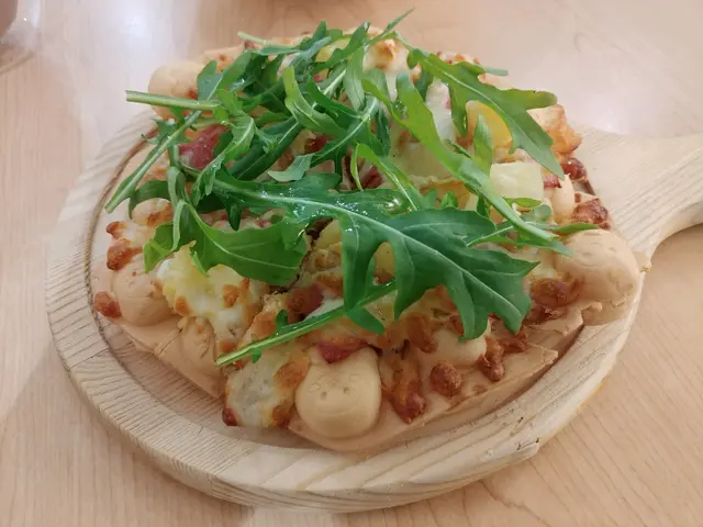 水牛芝士雞蛋仔pizza