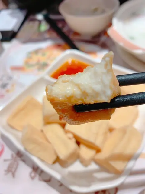 蒜泥汁脆皮豆腐 