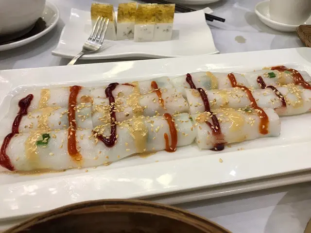 港式街頭蝦米豬腸粉