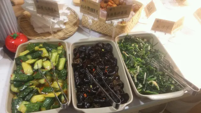 芝麻醬伴菠菜好吃