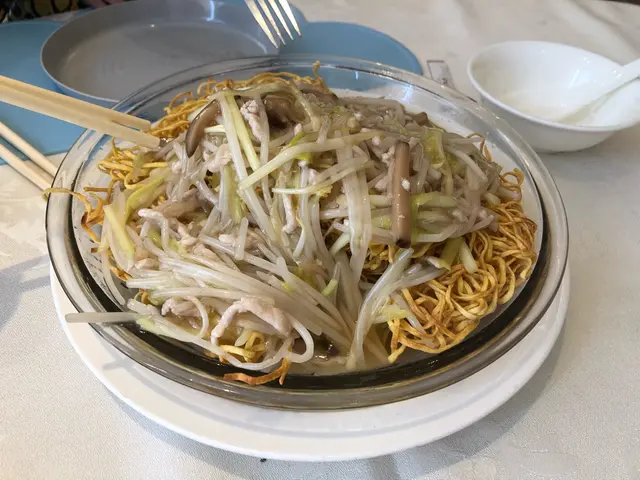 肉絲兩面黃