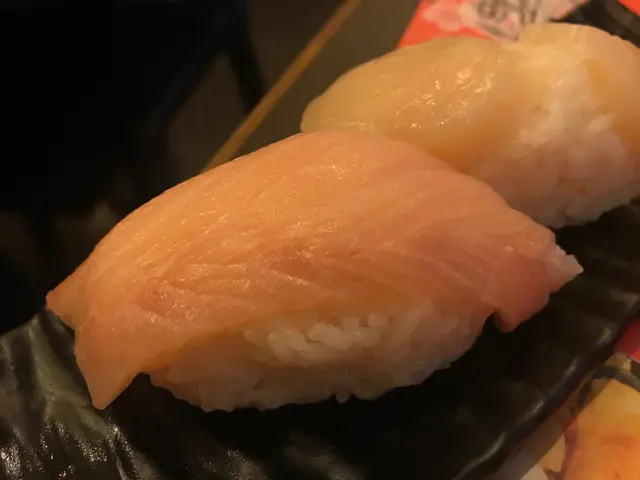 油甘魚壽司