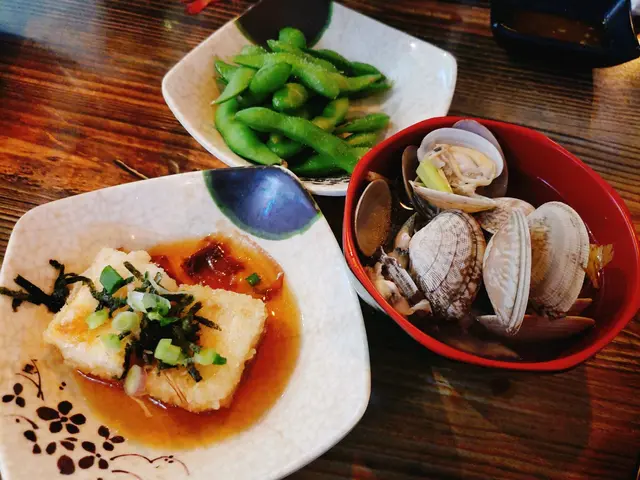 豆腐、枝豆、清酒煮蜆