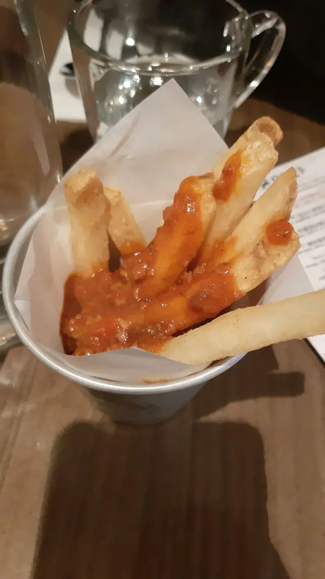 肉醬薯條