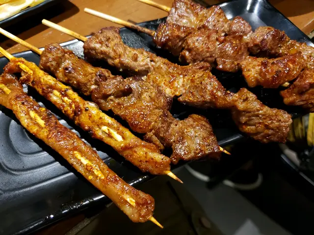 燒手工雞皮+孜然牛肉串