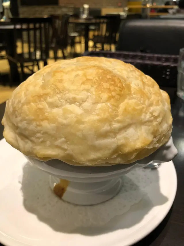 酥皮龍蝦湯