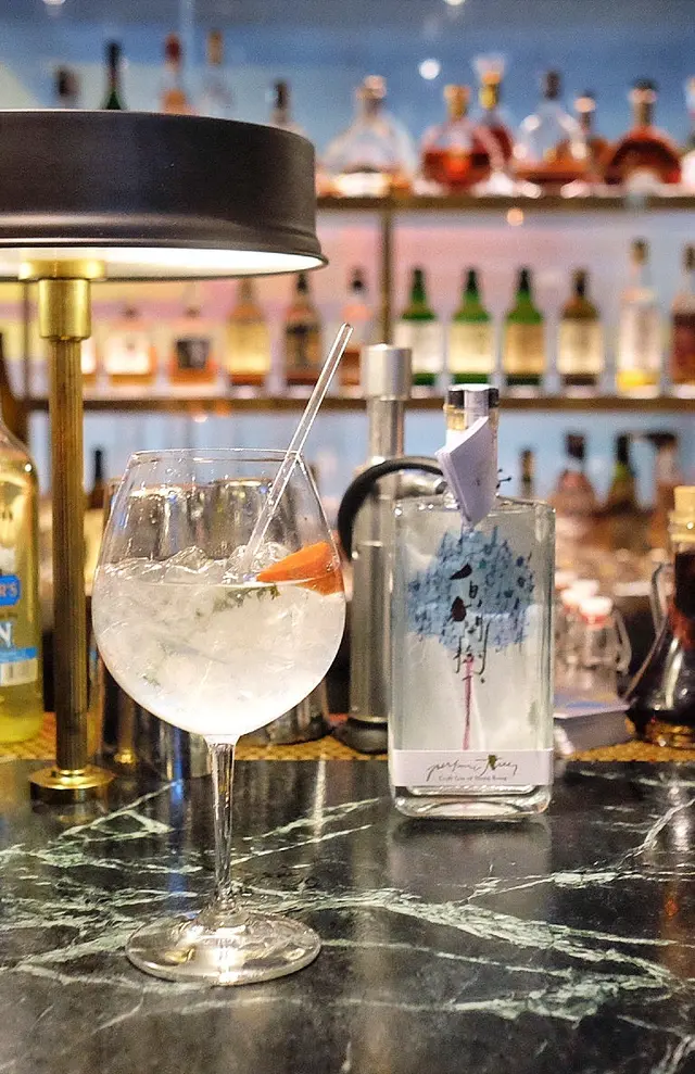 J’s  de  Parfum  cocktail  