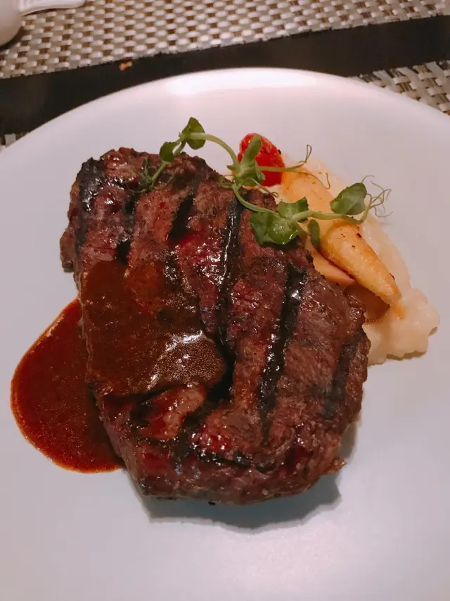 炭烤美國牛肩扒