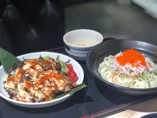 麻醬芝士雞扒冷烏冬