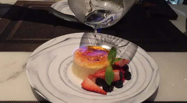 火焰橙酒法式焦糖燉蛋 