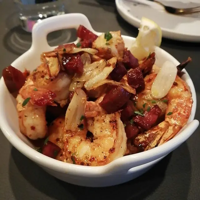 香蒜西班牙橡果飼養黑毛豬臘肉腸炒虎蝦