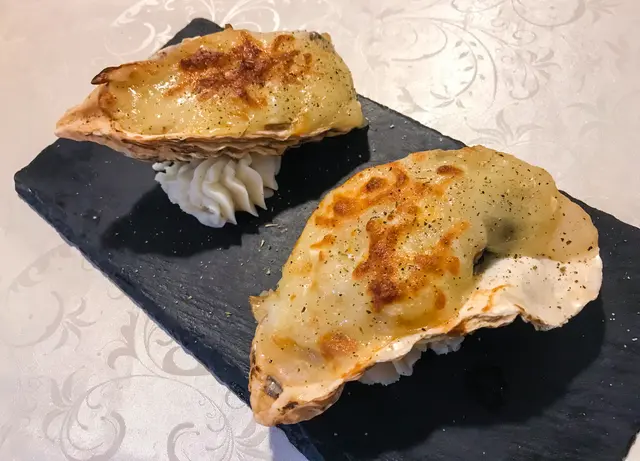 蒜香芝士焗老外蠔王