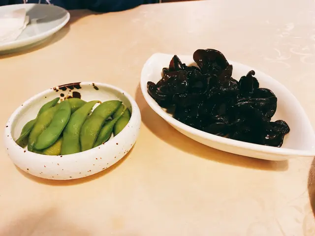 岩鹽花枝豆  涼伴黑木耳