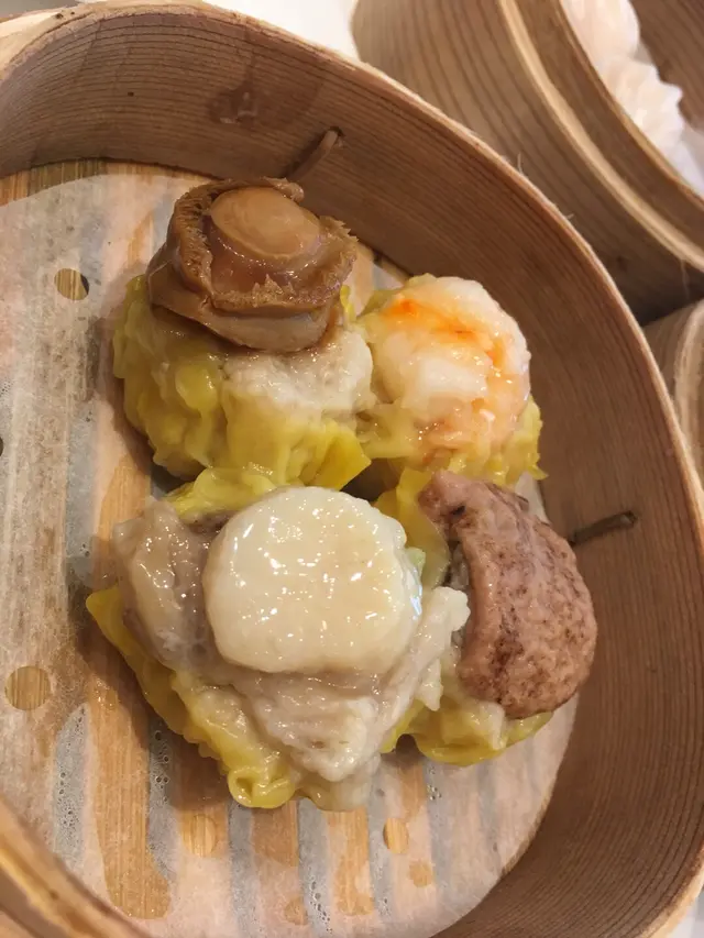 四式燒賣(鵝肝、帶子、鲍魚、鮮蝦)