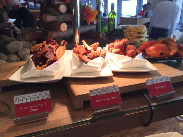 Fried Homemade chips, Fried potato skin, Chilli polenta