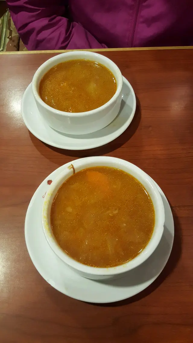 有牛味的羅宋湯,足料,稀湯水質地,十分推薦