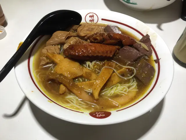 四餸一麵