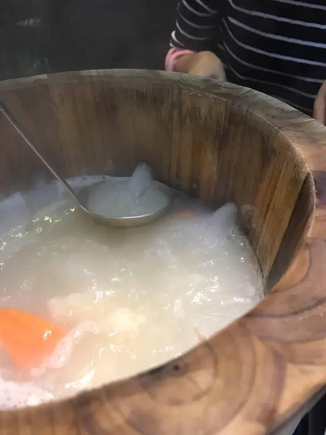 花膠螺頭雞湯