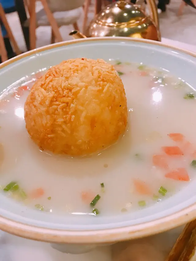 私房金黃球泡飯