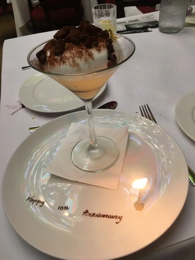 意式芝士餅配香脆核桃及咖啡醬