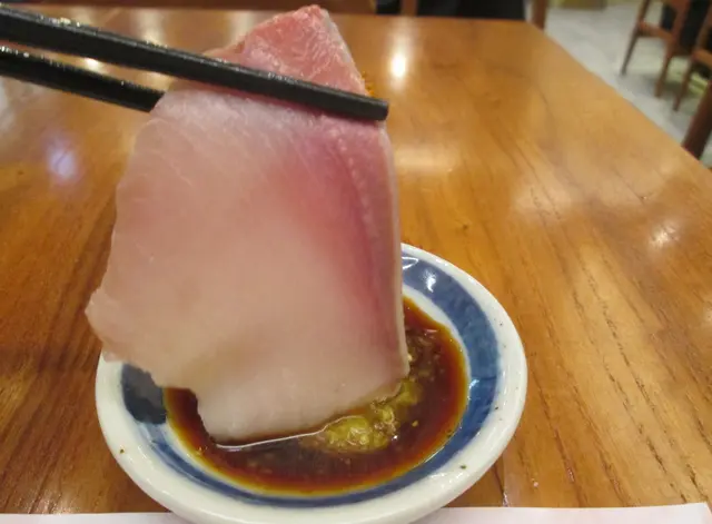 油甘魚充滿魚油香色