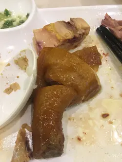 秘制茶熏雞下比飯