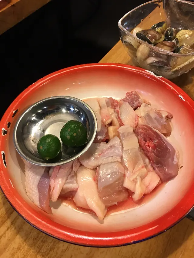 嫩滑新鮮海南文昌雞
