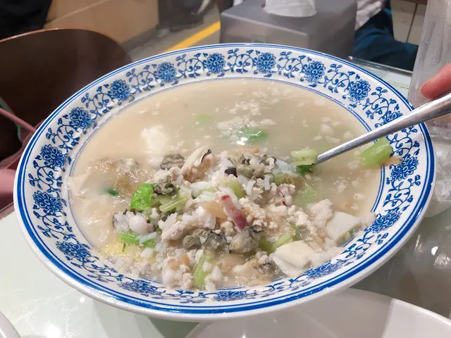 蠔仔湯飯