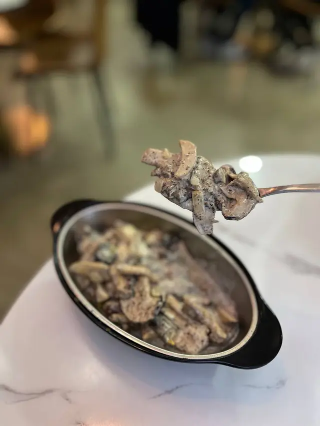 鹹蛋黃橄欖油脆炸洋蔥圈