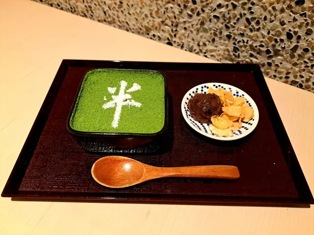 宇治抹茶布丁佐紅豆