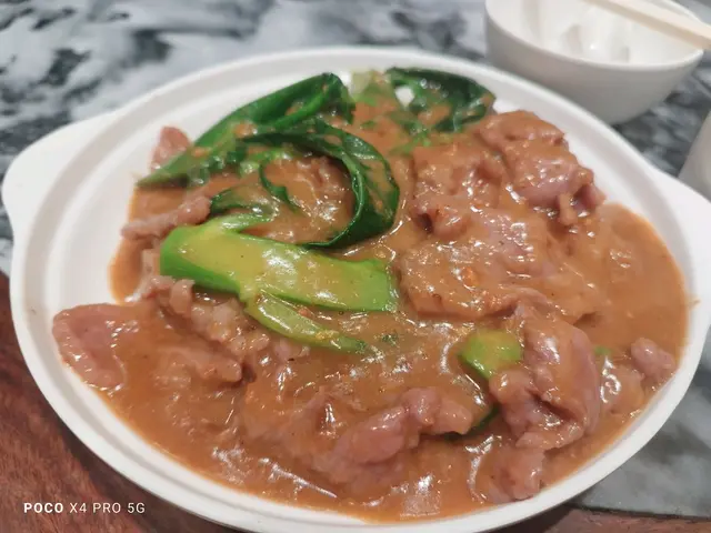 沙嗲牛肉炒河