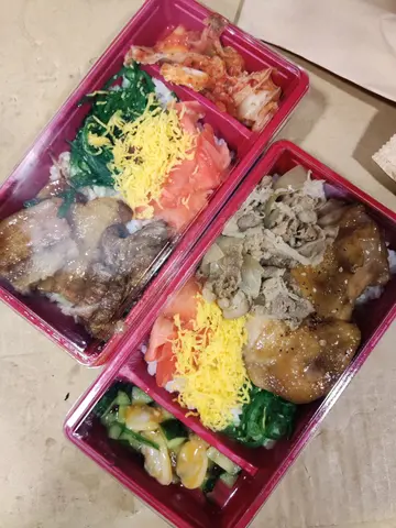 豚肉猪软骨丼