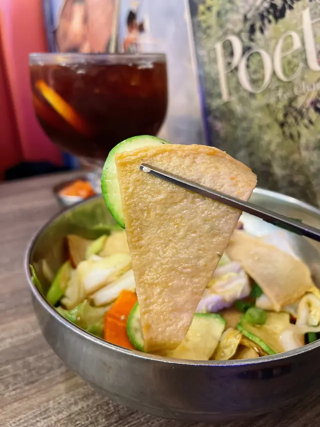 韓國魚糕片炒椰菜