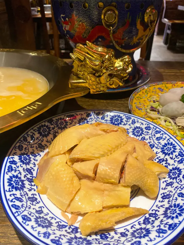 火鍋湯底~ 花膠雞半隻