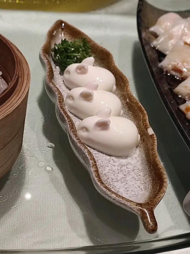 益力多酸奶兔
