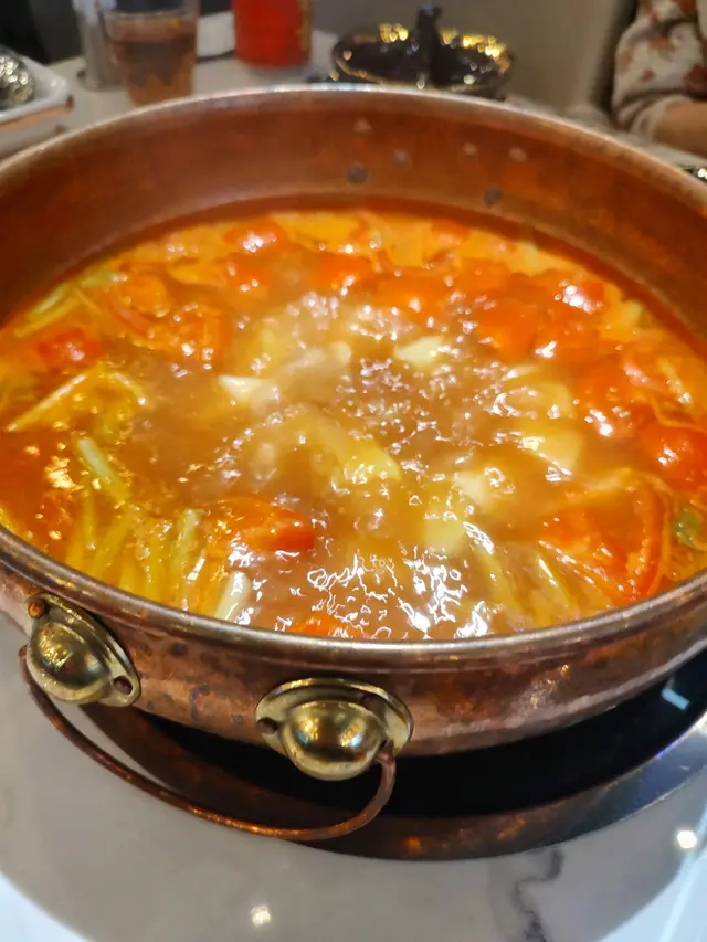 蕃茄薯仔湯底