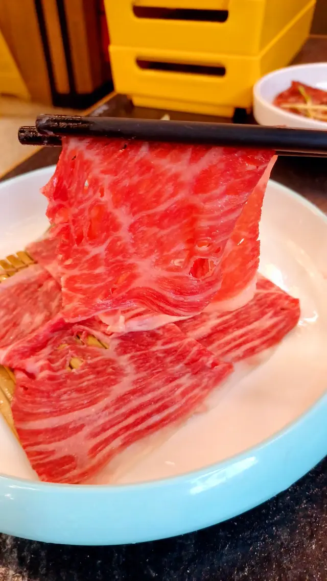 薄薄的入口柔軟