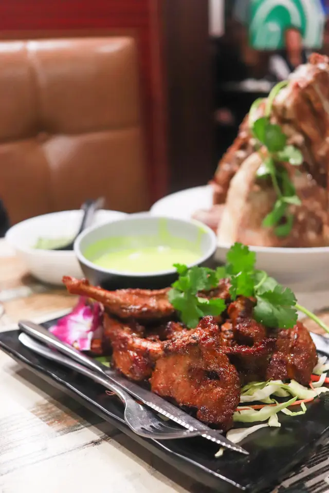 泰式青咖喱燒羊架 