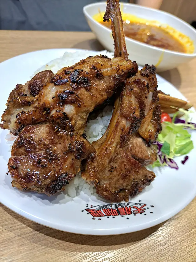 咖喱羊架飯
