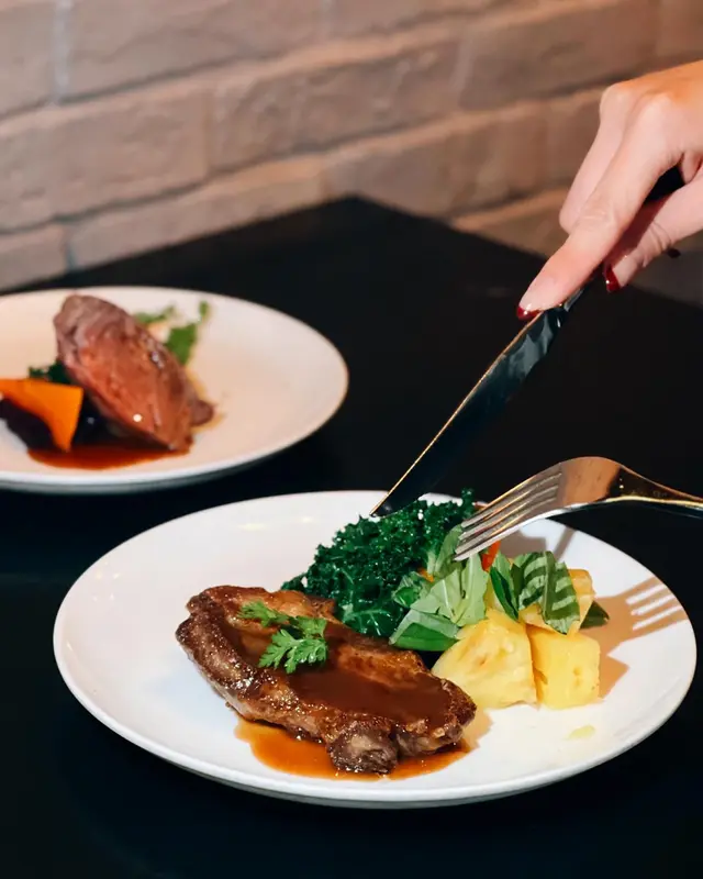 橡果級黑毛豬肉