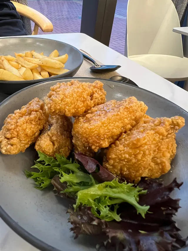 估唔到有咁多隻,淡淡嘅柚子醬,好清新,皮脆內軟,必食推介