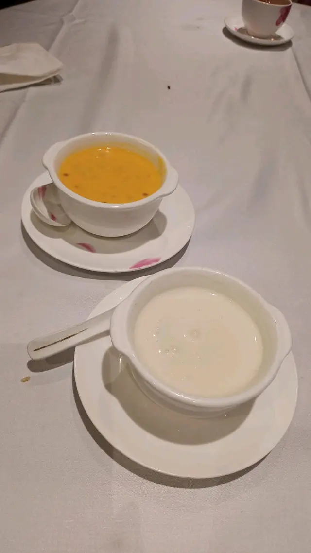 蛋白杏仁茶及楊枝甘露（送贈甜品）