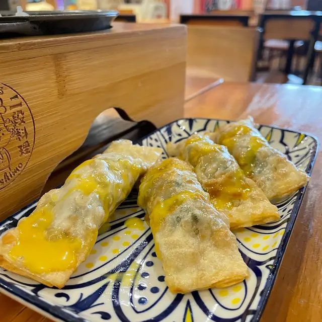 蜜糖芥末雞軟骨餃子