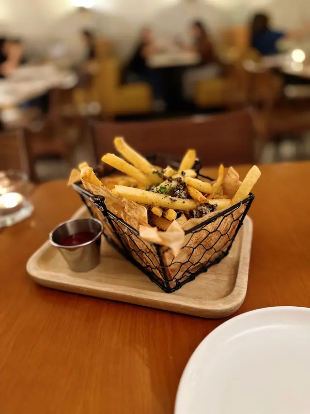 黑松露芝士薯條