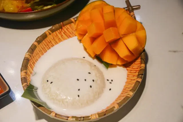 芒果糯米飯